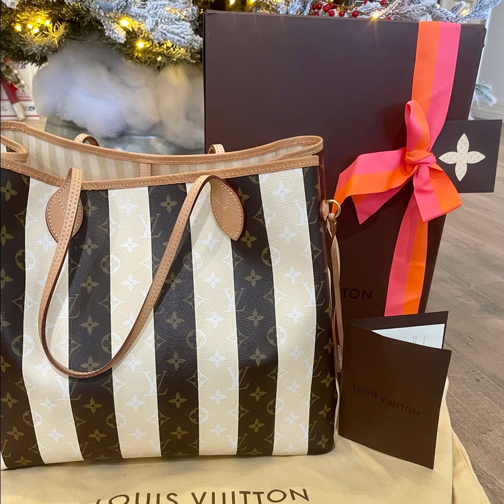 AUTHENTIC LOUIS VUITTON LIMITED EDITION RAYURES NEVERFALL MM